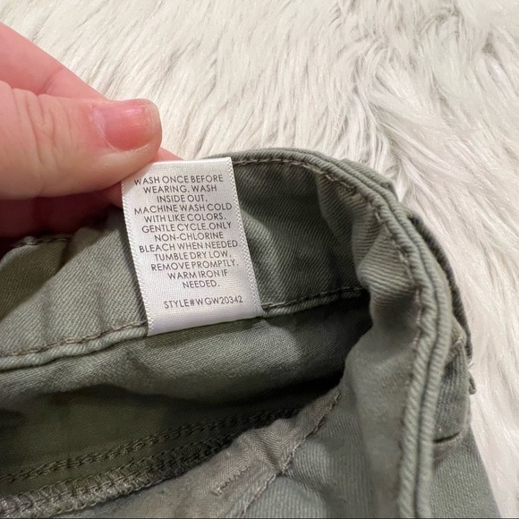 Mix by 41Hawthorn Chino Shorts Sage Green - Picture 7 of 10